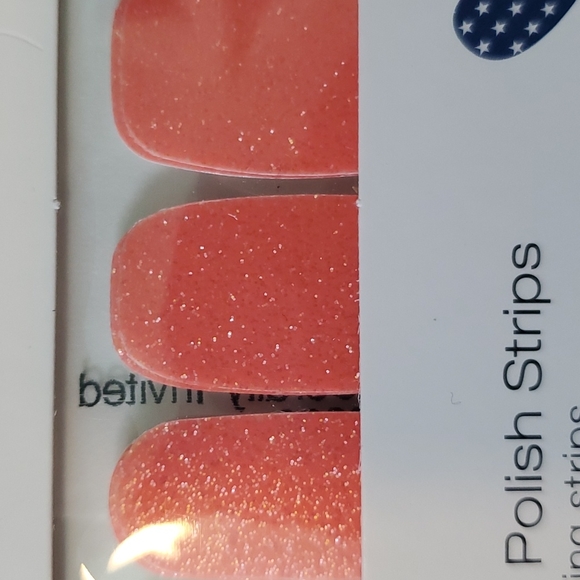 Color Street Nail Polish Strips. Bright Peach. Glitter Finish. - Picture 3 of 3